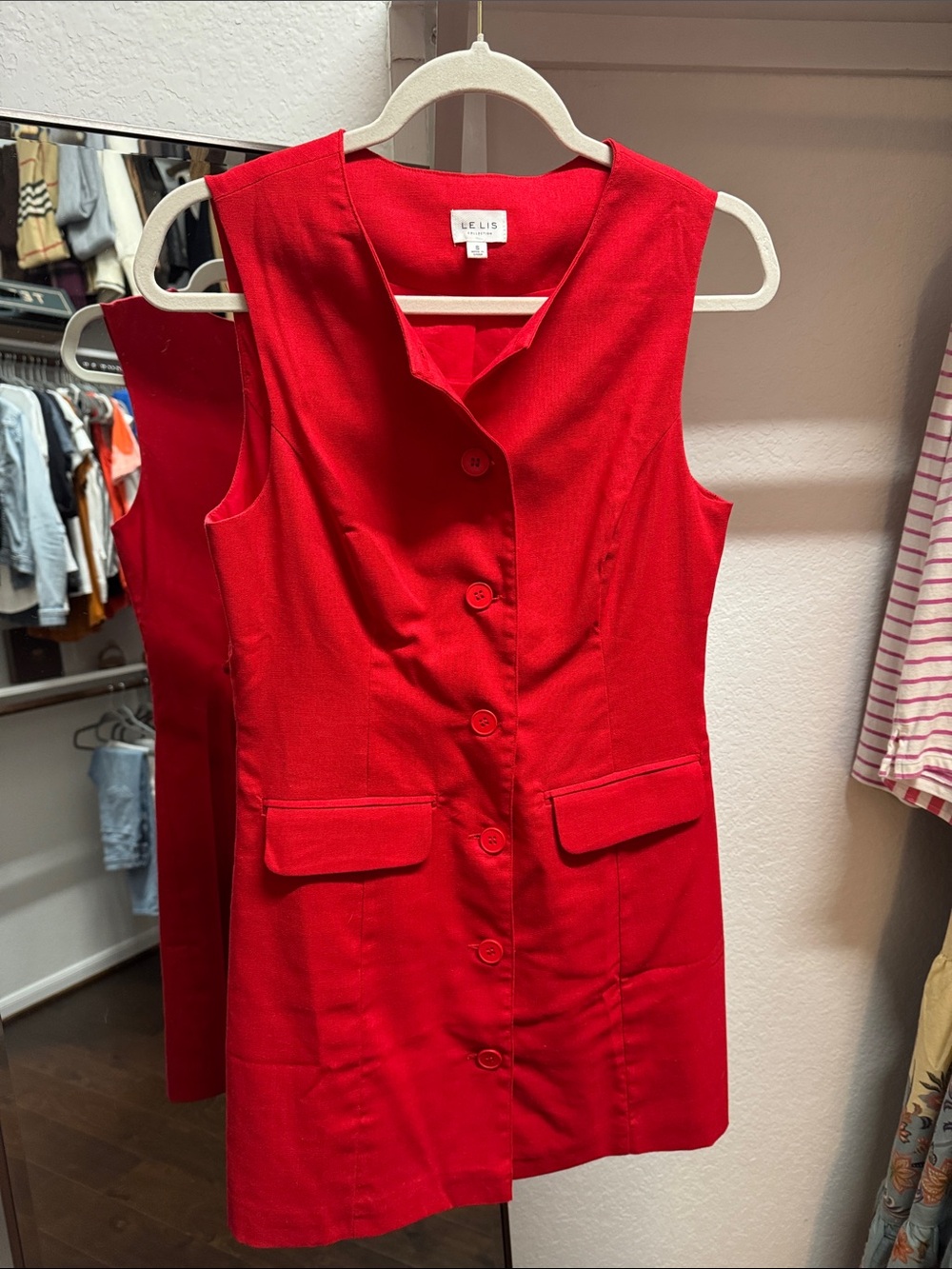 Le Lis Red Sleeveless Button-Front Mini Dress